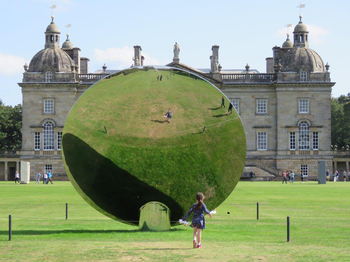 L'artiste anglo-indien Anish Kapoor au Houghton Hall