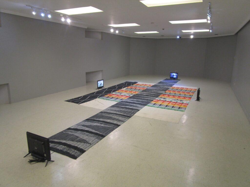 VENISE. L'artiste philippin Gerardo Tan. Pavillon des Philippines