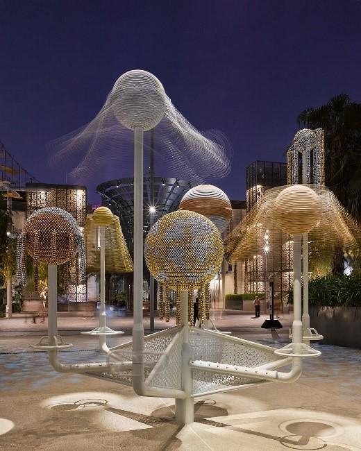DUBAI. L'artiste coréenne Haegue Yang. Expo Dubai