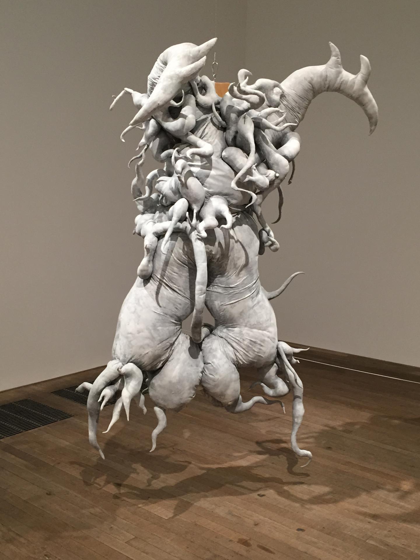 LONDRES. L'artiste coréenne Lee Bul, Tate Modern