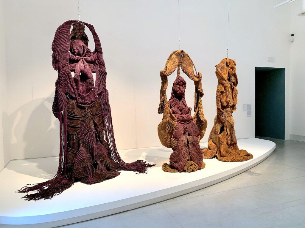 VENISE. L'artiste indienne Mrinalini Mukherjee. Giardini