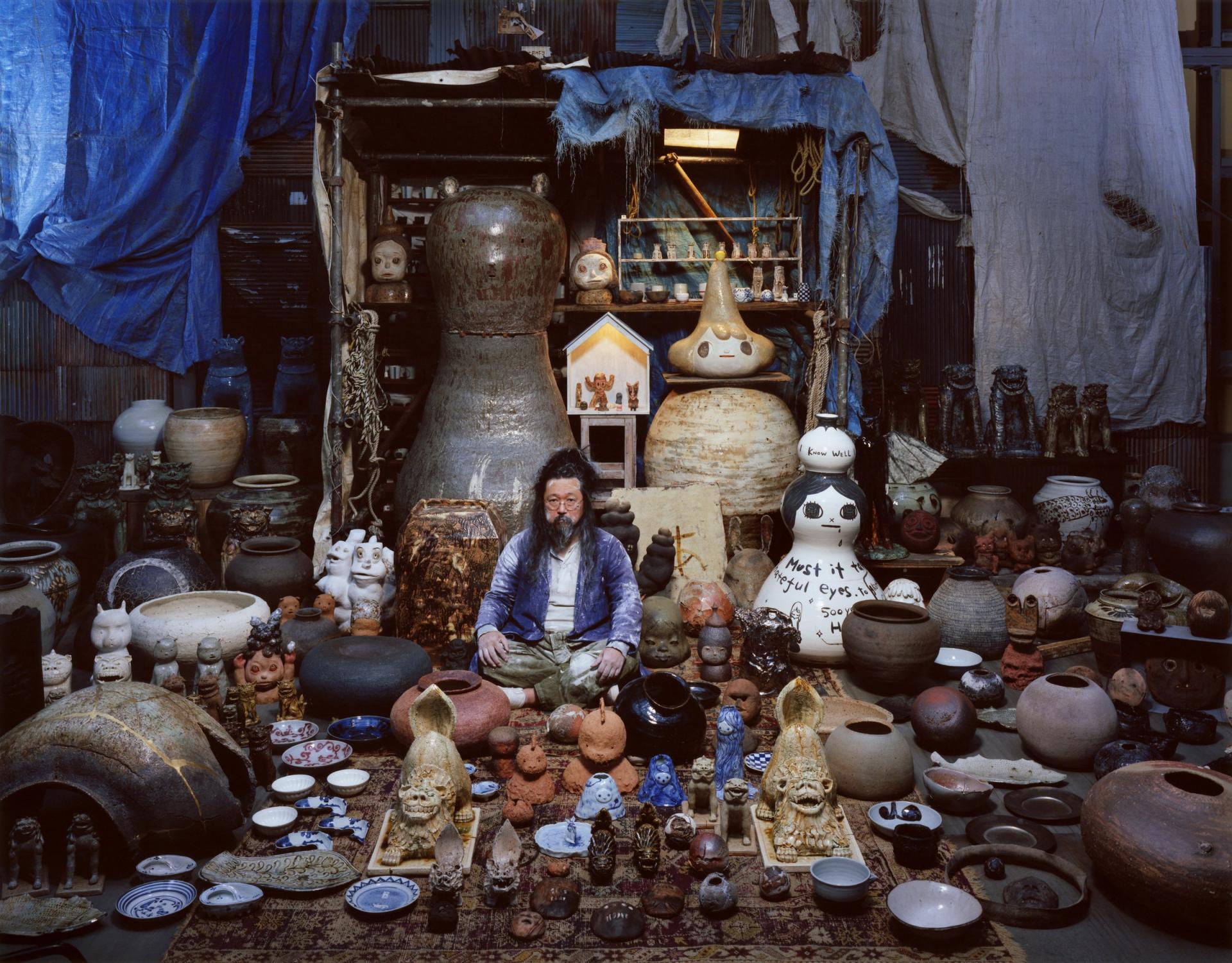 L'artiste japonais Takashi Murakami, curateur, Perrotin Matignon