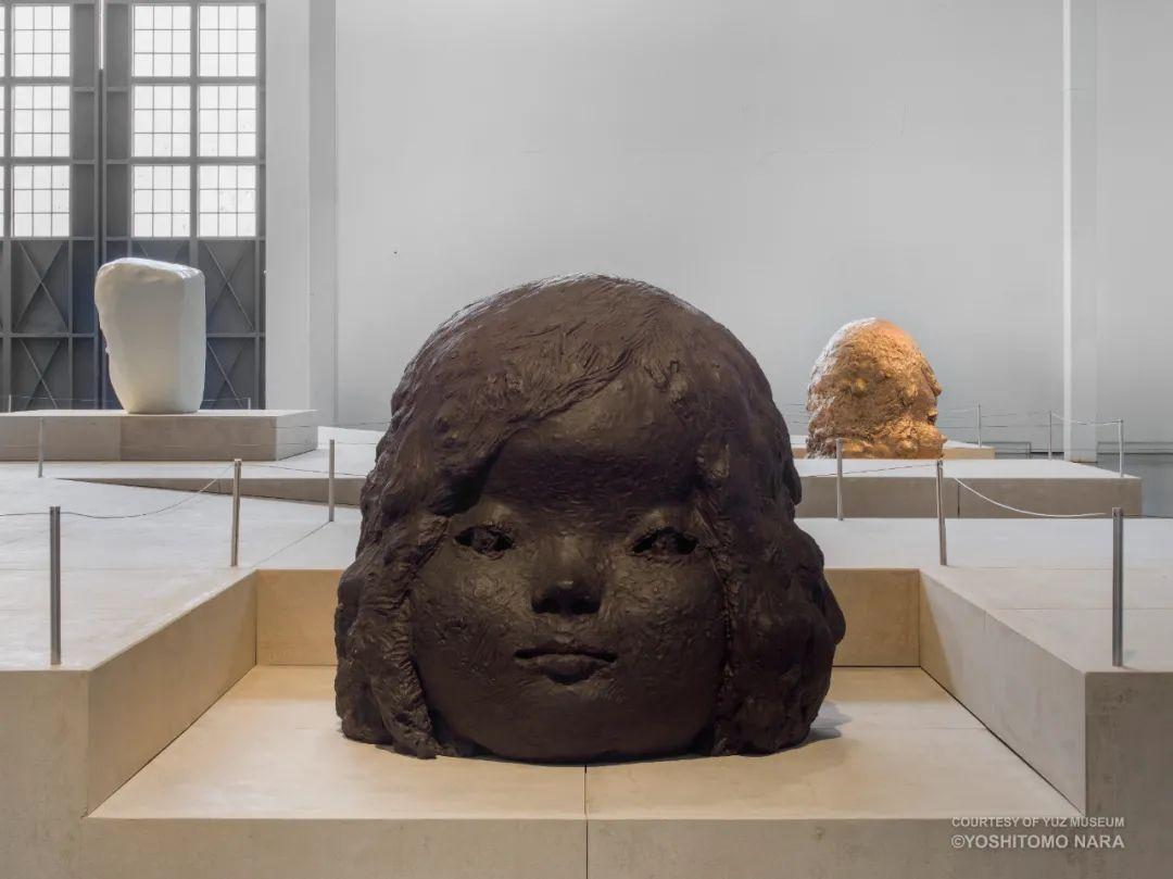 SHANGHAI. L'artiste japonais Yoshitomo Nara. Musée Yuz